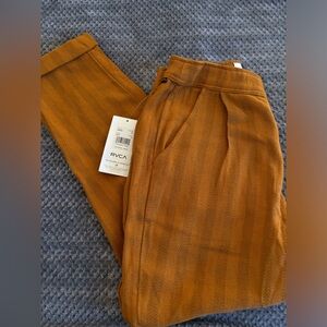 NWT RVCA Scout pants MSRP $65 Orange Size 26